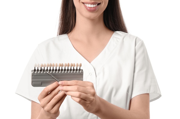 How Dentists Can Make Dental Veneers Look More Natural