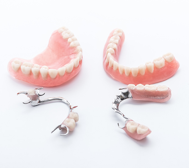 Austin Dentures and Partial Dentures