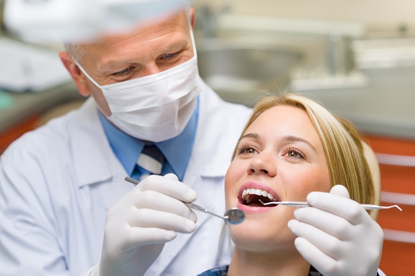 Dental Restorations: What To Do If You Knock Out A Tooth